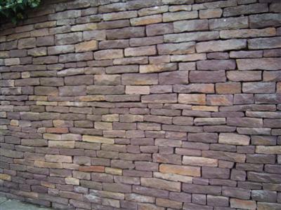 Gartenmauer aus Nexö-Sandstein